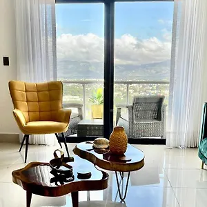 top-floor-in-luxury-tower.comcaribbean.com/